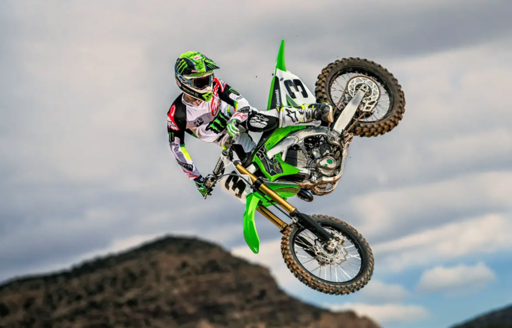 Кроссовер kawasaki Кроссовер kawasaki