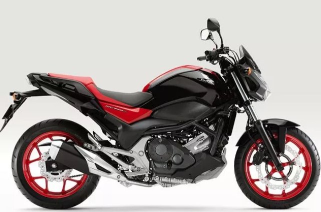 HONDA NC750S/DCT