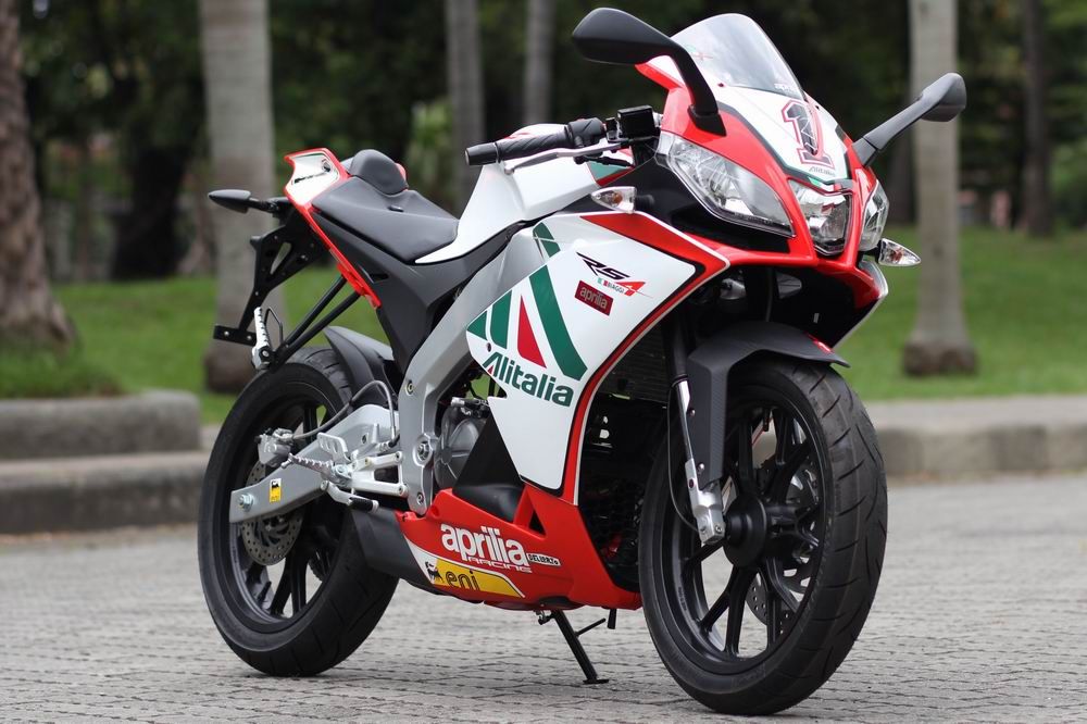 Спортбайк Aprilia RS4 125