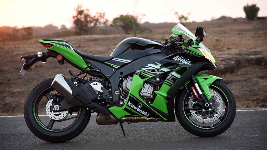 Японский мотоцикл Kawasaki Японский мотоцикл Kawasaki