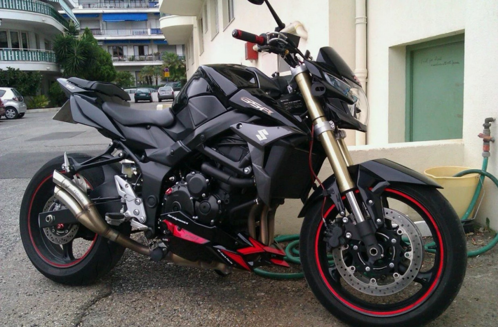 Фото Suzuki GSR750A Screenshot_1.jpg